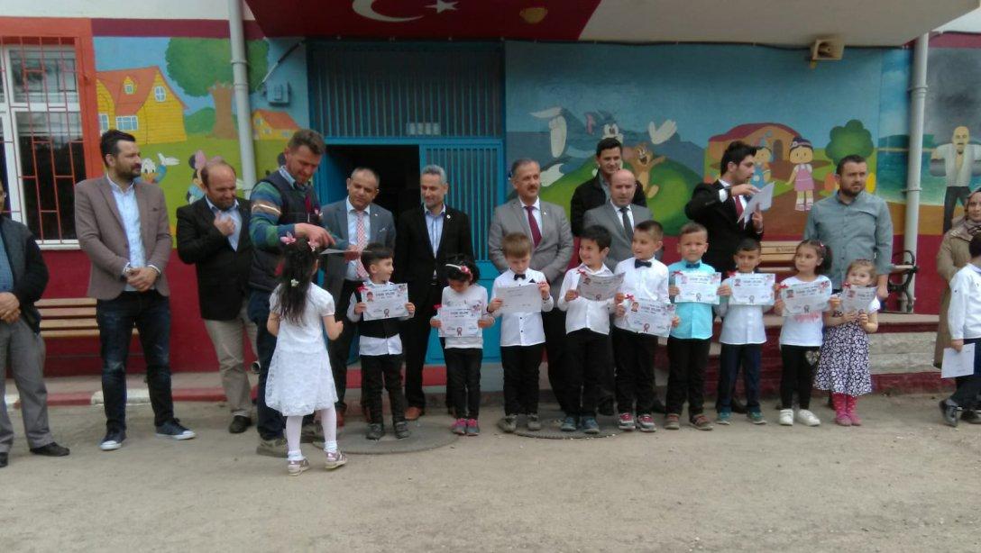 Selahattin Tiryaki İlkokulu 1. Sınıf Öğrencilerinin Okuma Bayramı Sevinci 