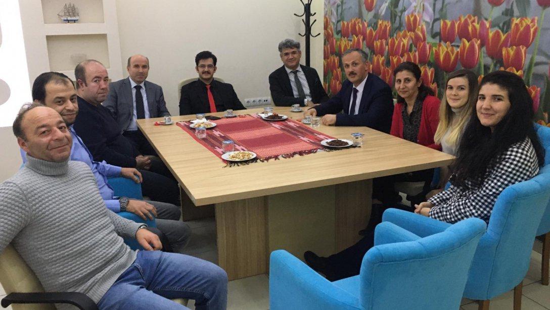 İlçe Kaymakamımız Sayın Mustafa Berat KASIMOĞLU'ndan Müdürlüğümüze Ziyaret