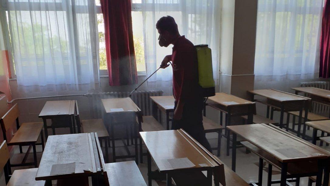 LGS Okullarına Dezenfekte Yapıldı